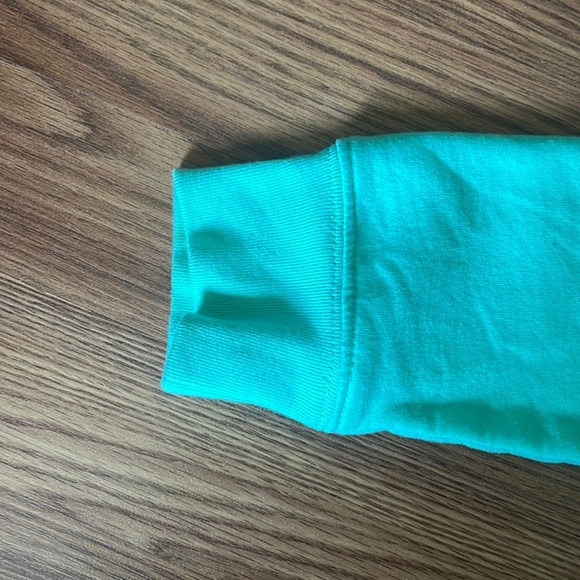 GAP Sweatshirt - Picture 3 of 4